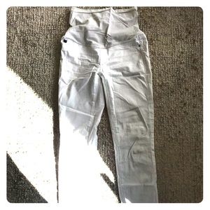 Adriano Goldschmied White Maternity jeans size 26R